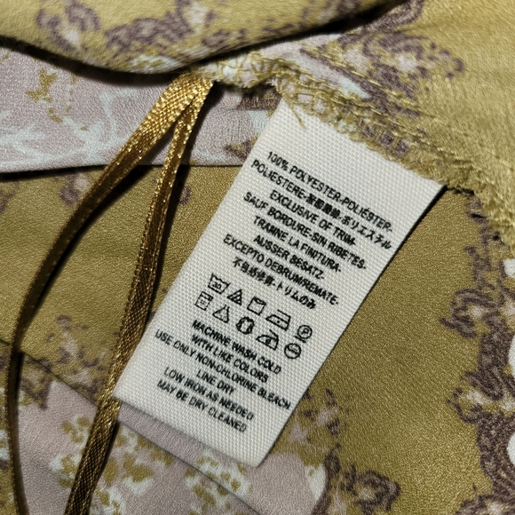 Free People Cowling Around Top small - Picture 6 of 11